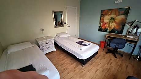 Economy With Shared Bathroom
