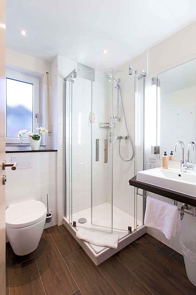 Hotel & Living Am Wartturm - Hotel & Apartments