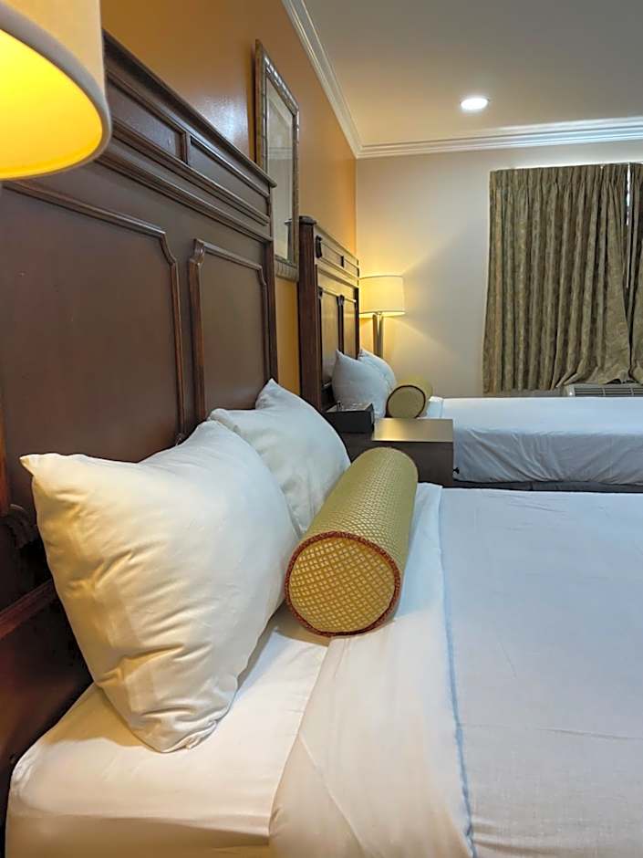 Howard Johnson by Wyndham Ridgecrest, CA