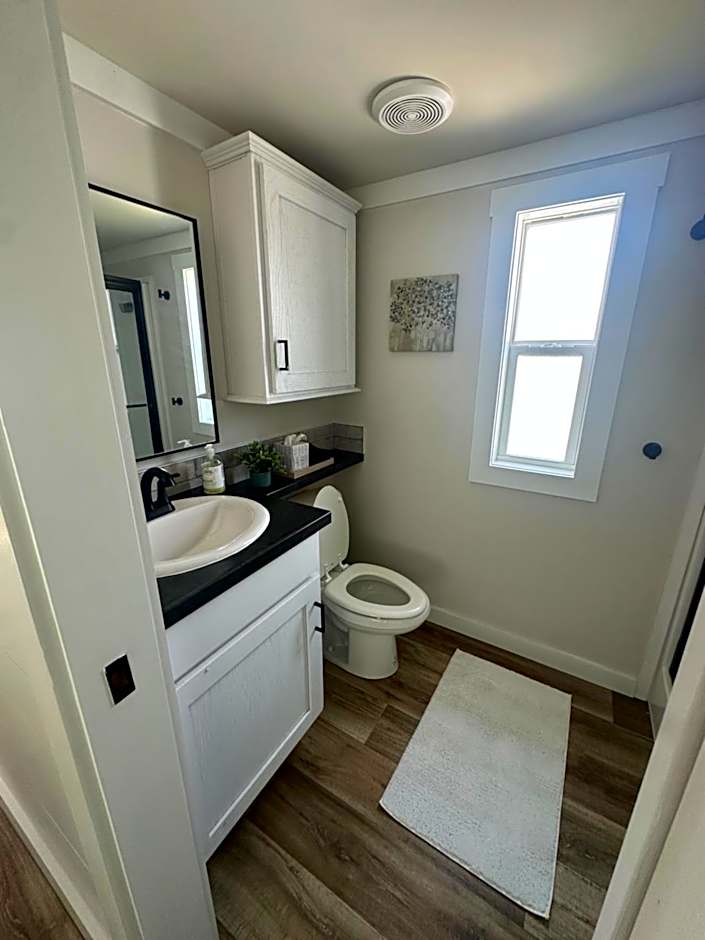 Tiny Lakeside Retreat