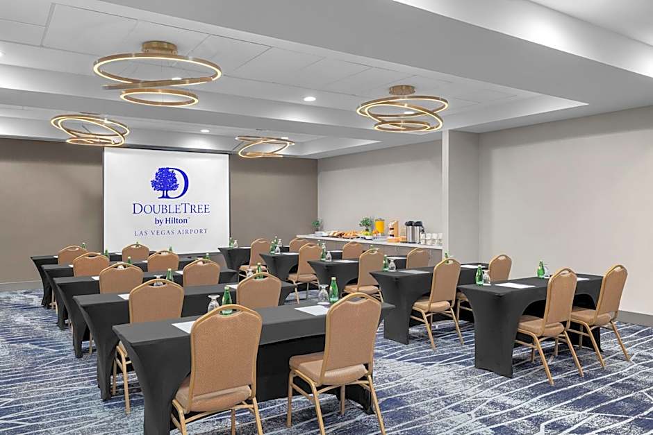 DoubleTree By Hilton Club Las Vegas Airport