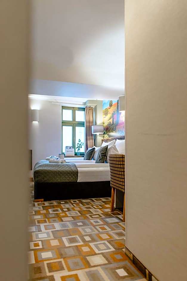 Boutique Provincja Winebar & Rooms