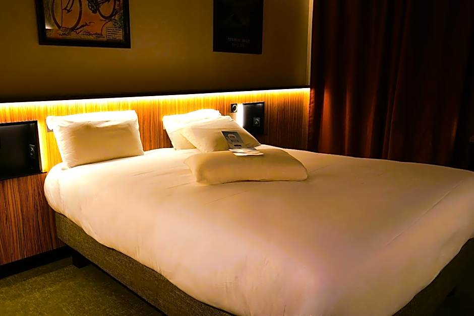 Kyriad Clermont Ferrand Nord - Riom