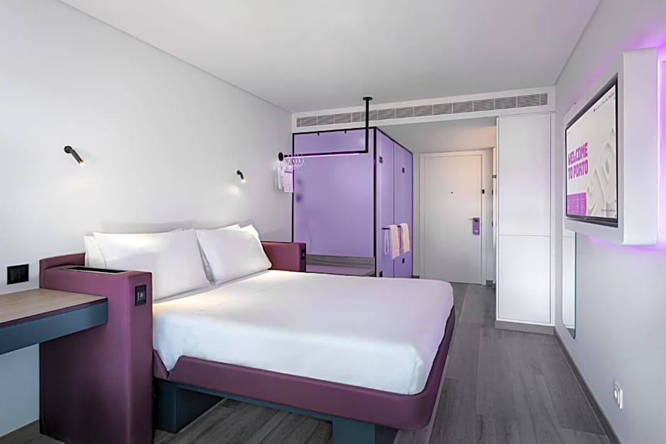 YOTEL Porto