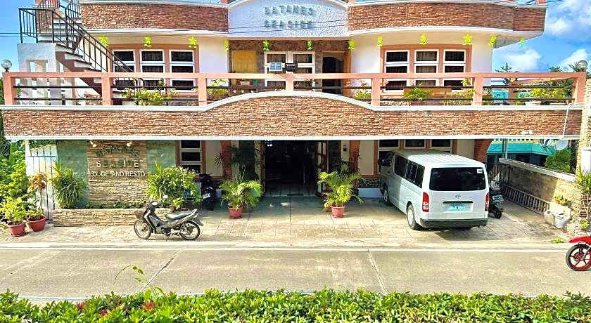 Batanes Seaside Lodge & Restaurant