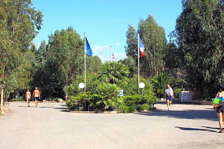 Camping La Pinède