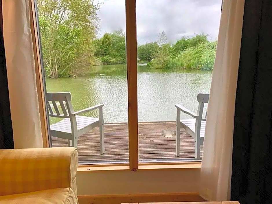 The Waterfront Lodges