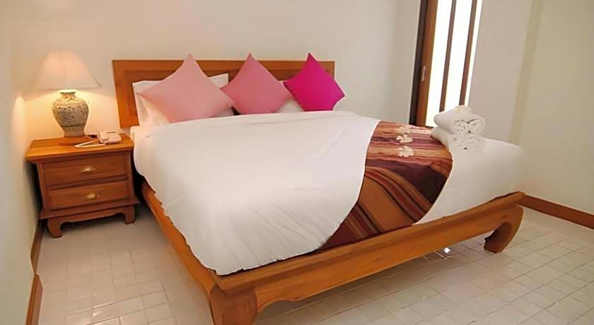 Fah Place Hotel