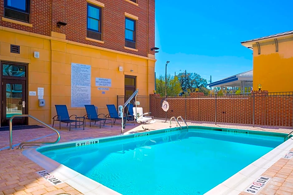 Fairfield Inn & Suites by Marriott Savannah Downtown/Historic District