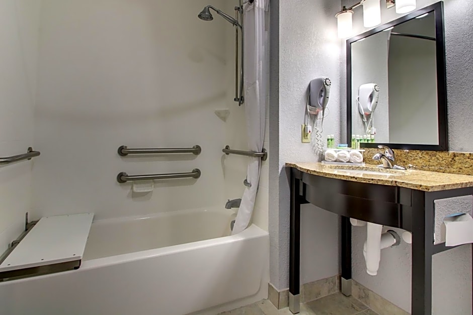 Holiday Inn Express Natchez South West By IHG