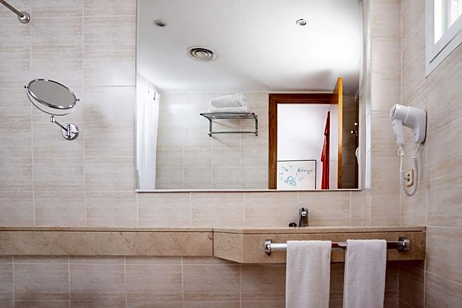 RVHotels Mar de Tossa