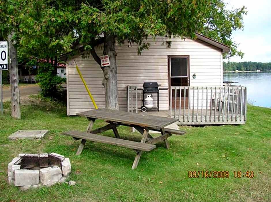 Marble Lake Lodge