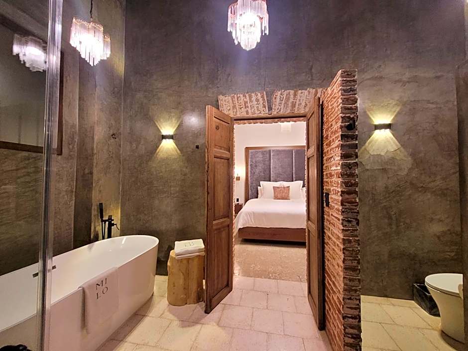 Milo Collection Hotel