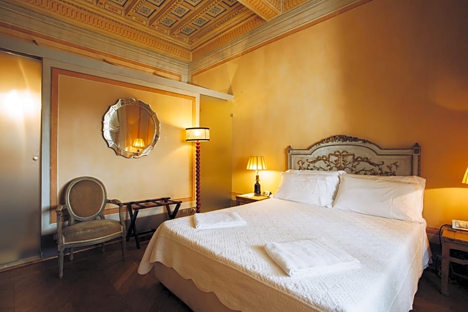 Palazzo Rocchi B&B