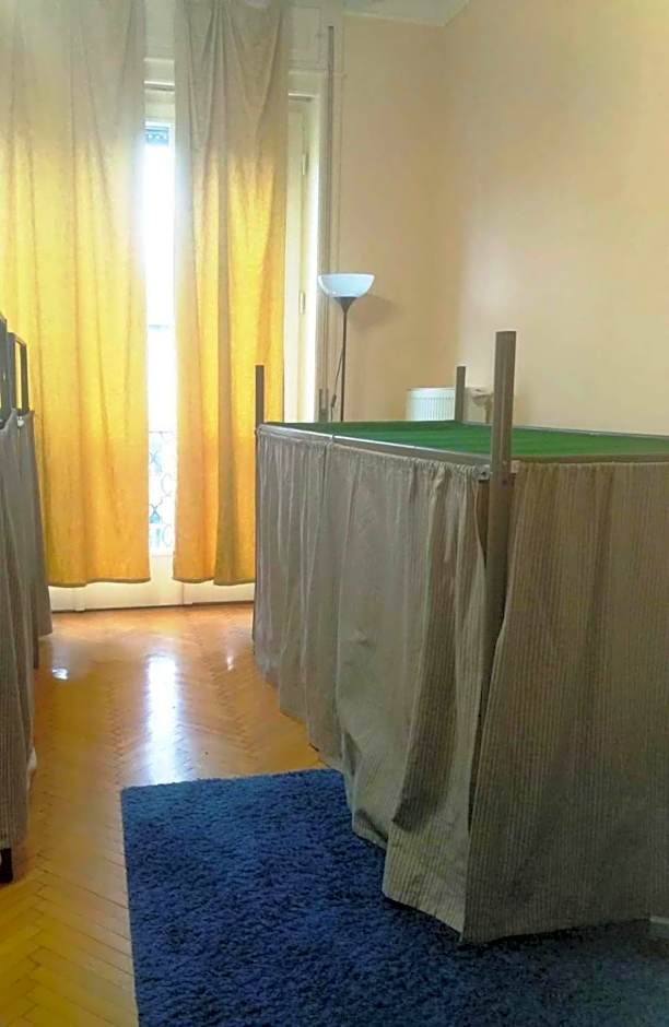 Bauhaus Astoria Hostel