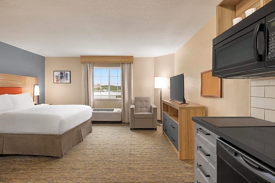 Candlewood Suites-Augusta