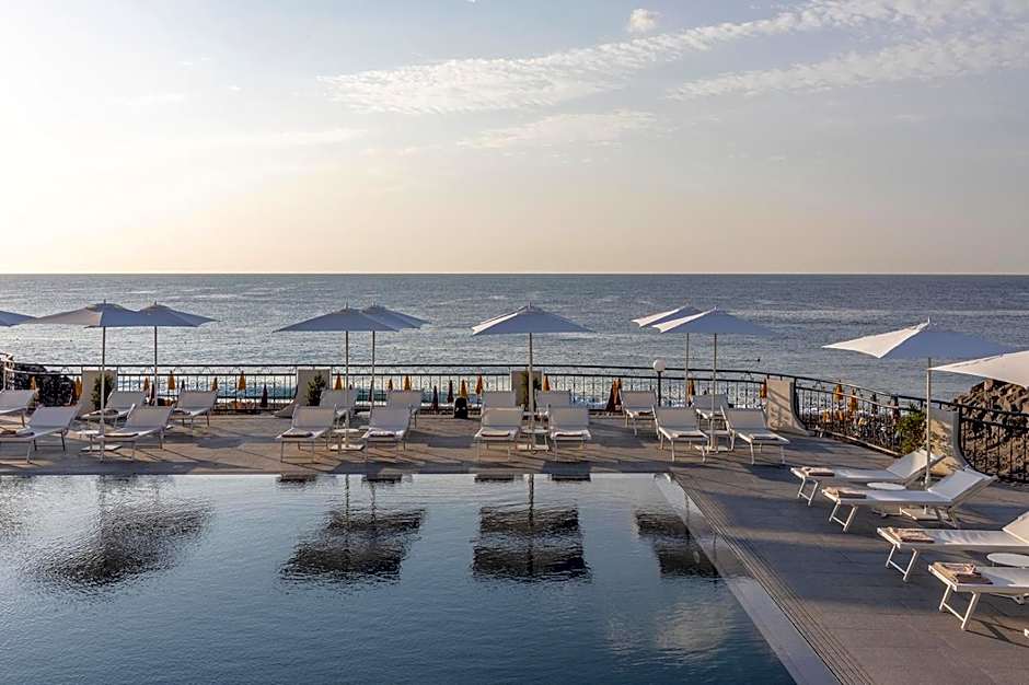Delta Hotels by Marriott Giardini Naxos