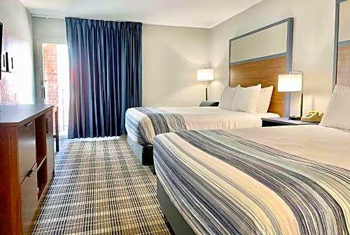 AmericInn by Wyndham Branson & Conference Center