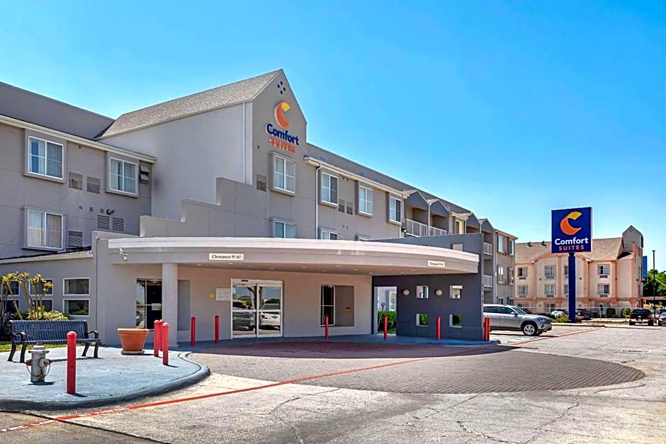 Comfort Suites Dfw Airport