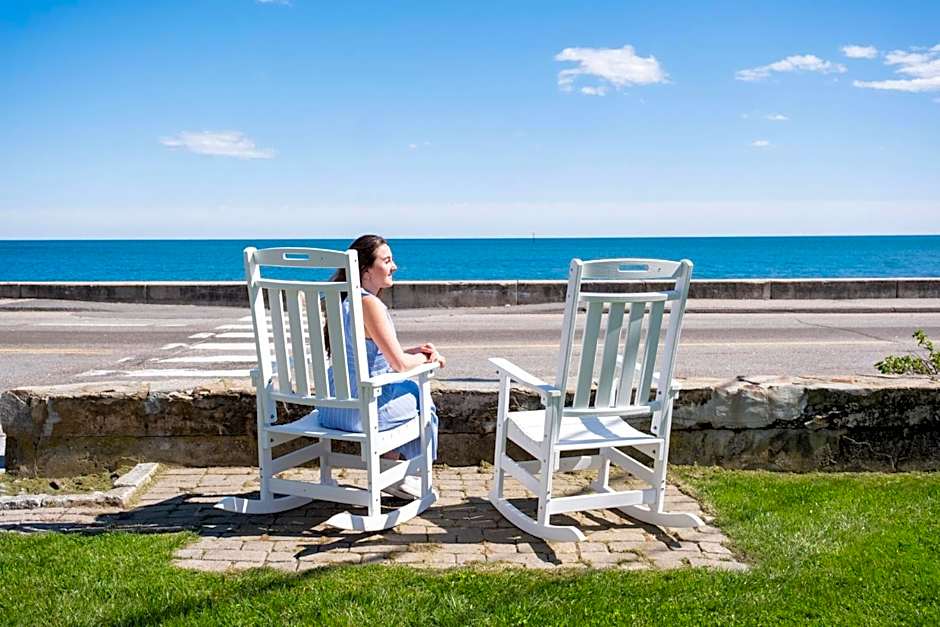 The Beach House Inn