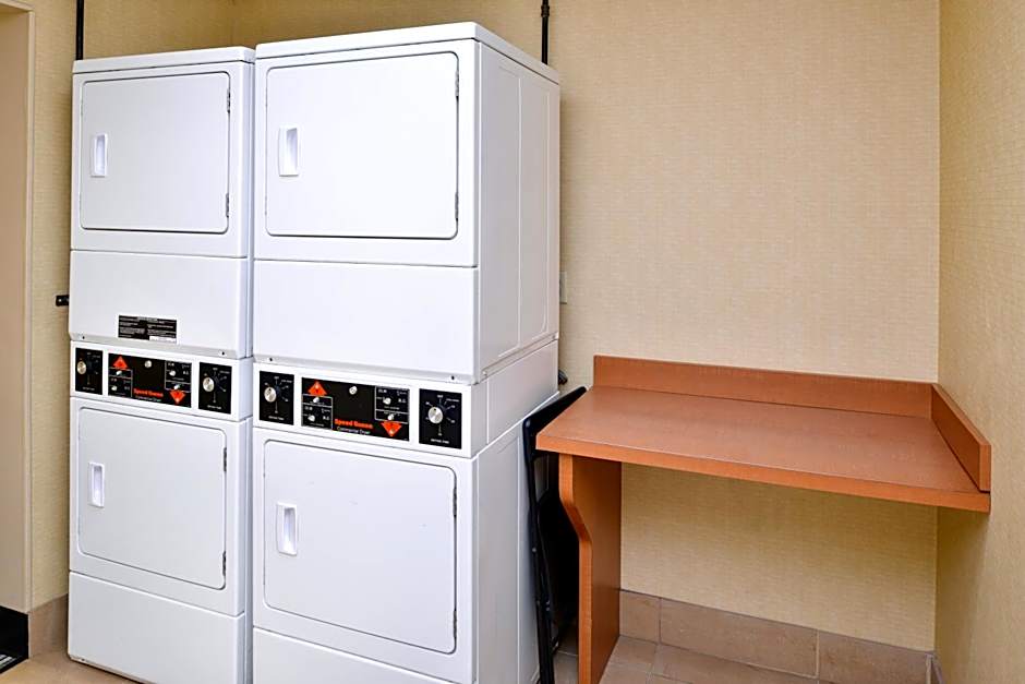 Candlewood Suites Winchester By IHG