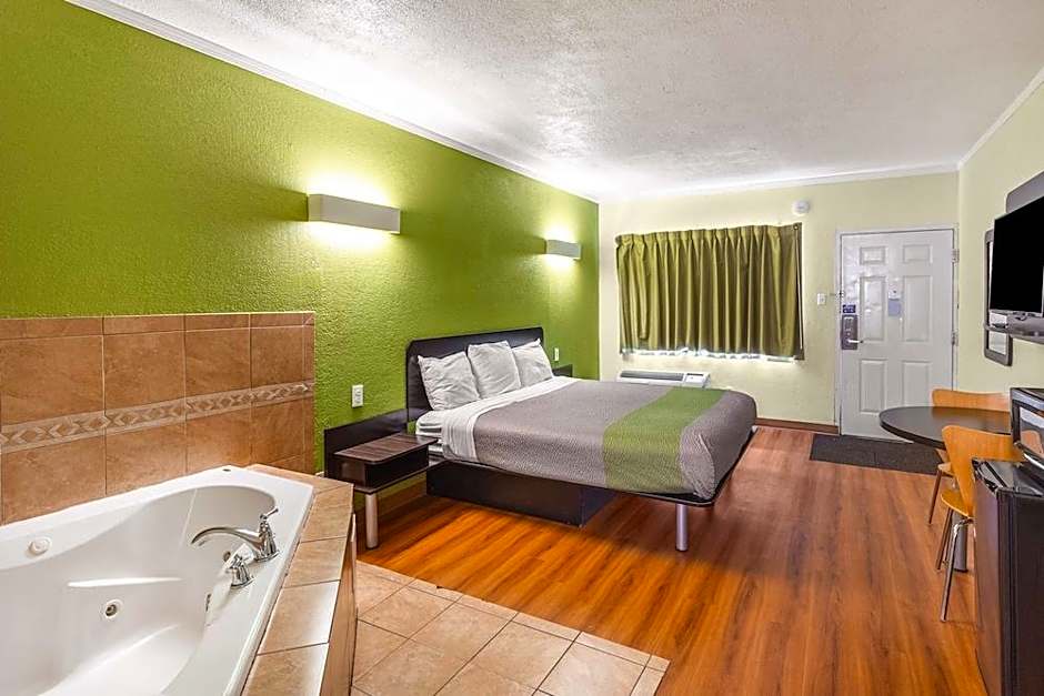 Motel 6-Huntington, WV