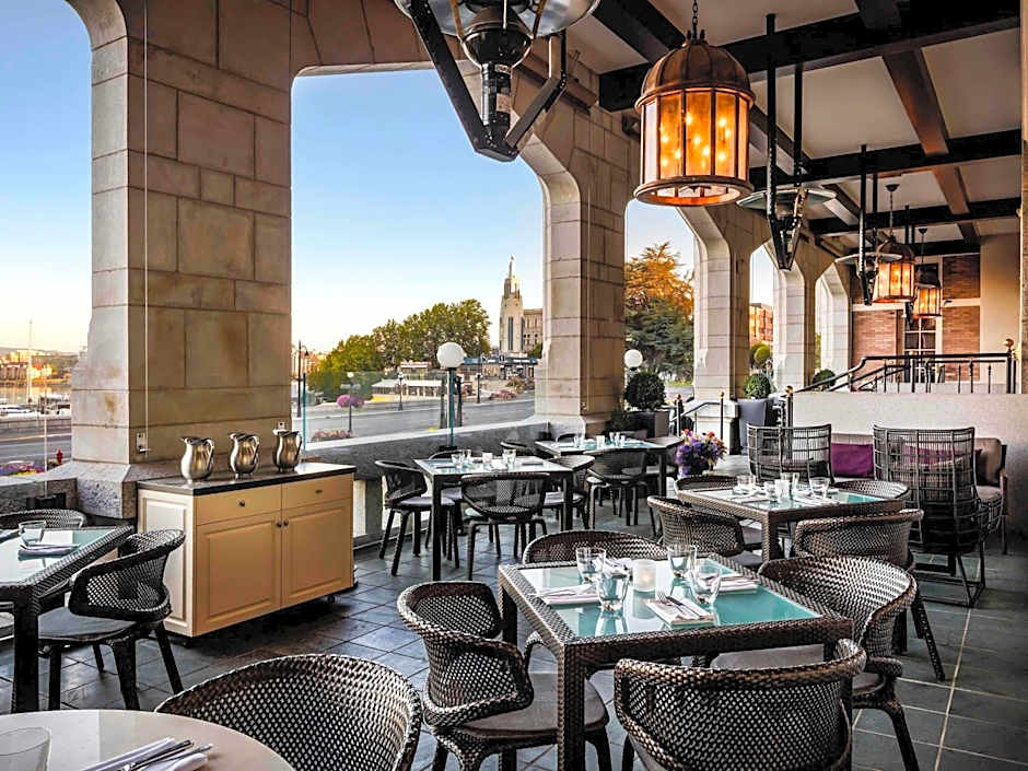 Fairmont Empress Hotel