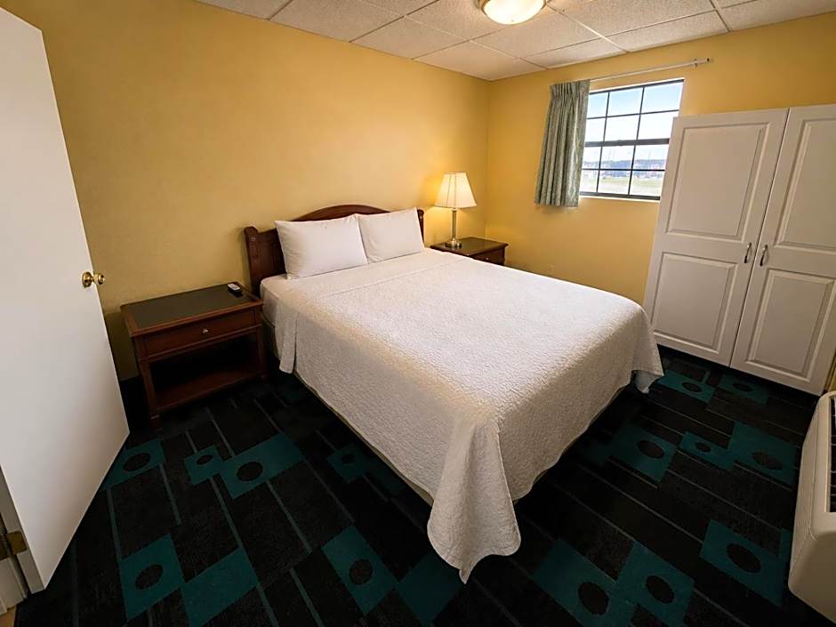 Extended Stay Motel - Snyder