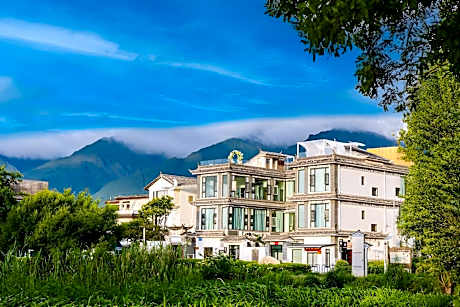 Floral Hotel Dali Yihai Yisu Bohai Caicun Wharf