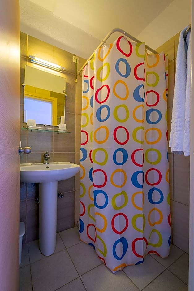 Dimitris Paritsa Hotel