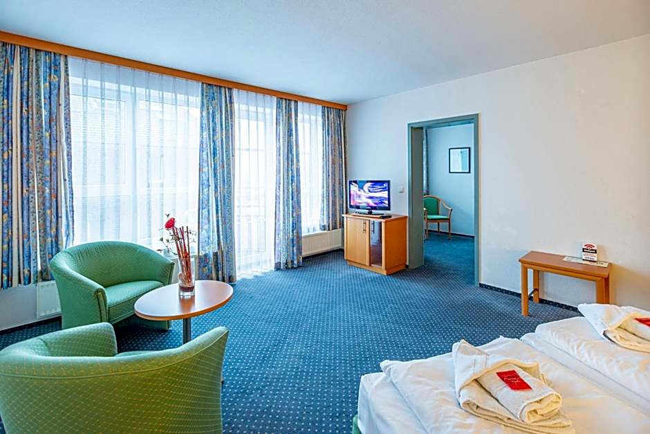 Hotel Rostock West im "Kritzmow Park"