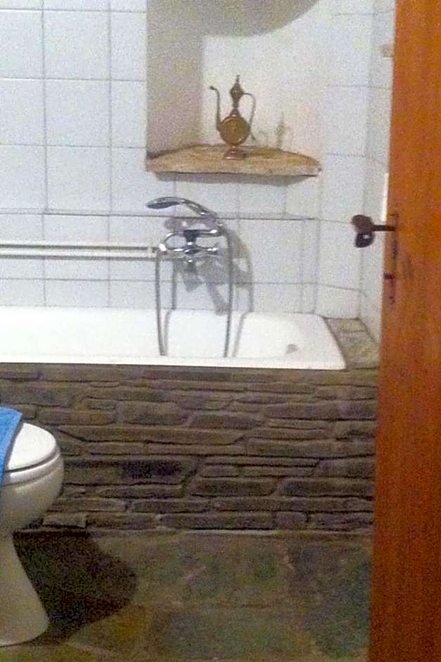 Saxonis Houses & Saxonis Villa