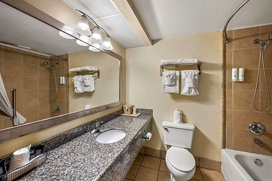 Quality Inn I-81 Exit 23