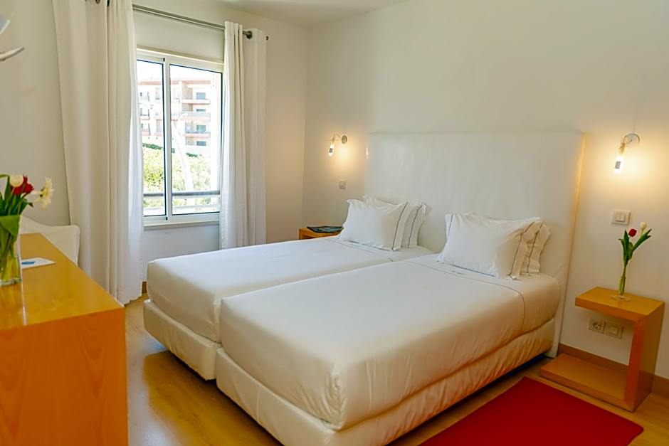 Marina Club Suite Hotel