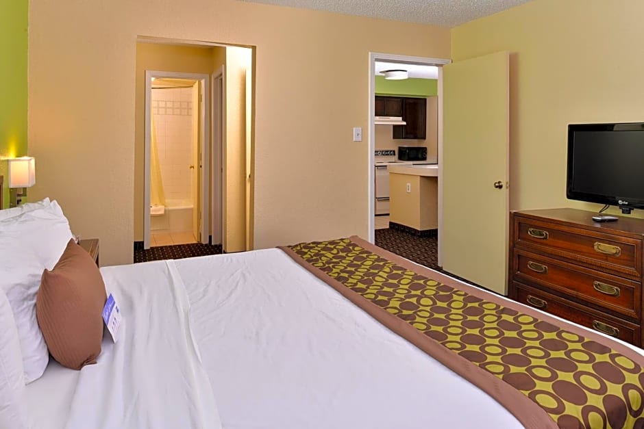 Americas Best Value Inn & Suites Extended Stay - Tulsa