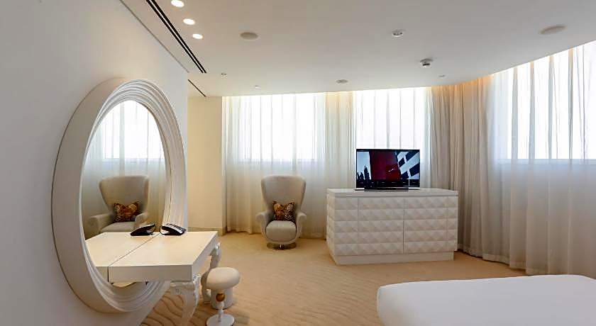 Mondrian Doha