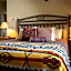 Sheridan Inn, B/W Signature Collection