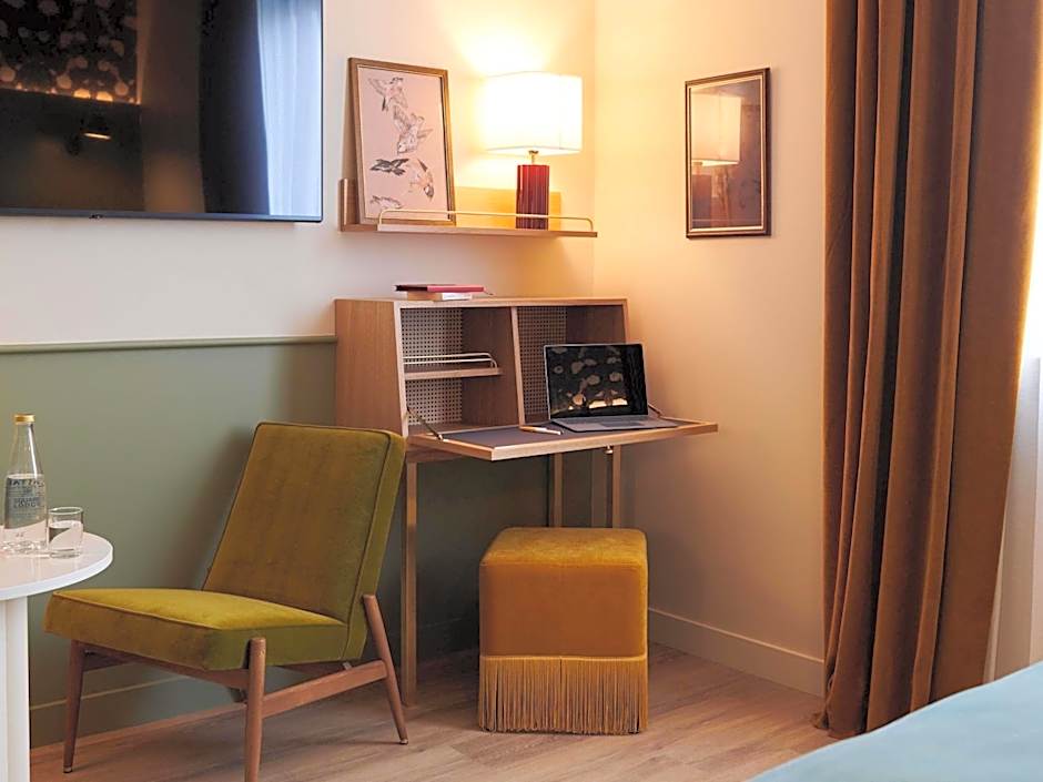 Square Lodge Hotel La Roche sur Yon - Handwritten Collection