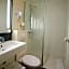 Hotel ibis Paris Pere Lachaise