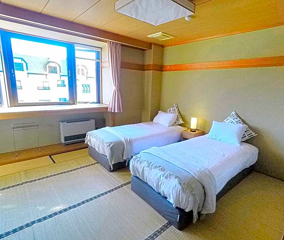 Red Fox Lodge Myoko