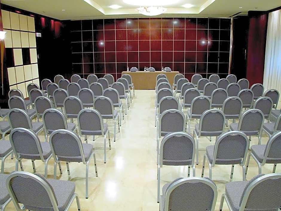 Badajoz Center Hotel