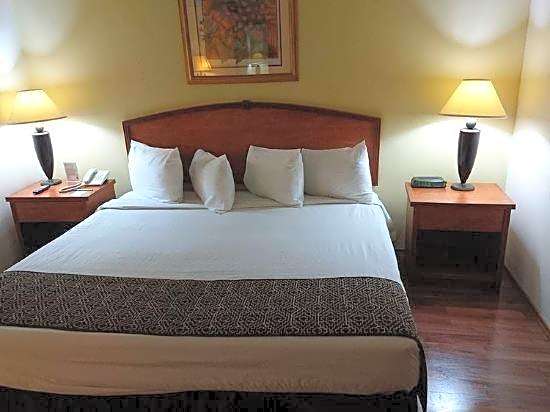 Hafersons Inn Hotel & Suites