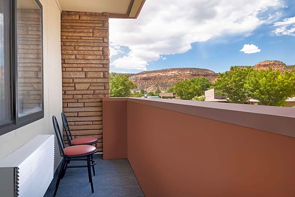 Best Western Red Hills