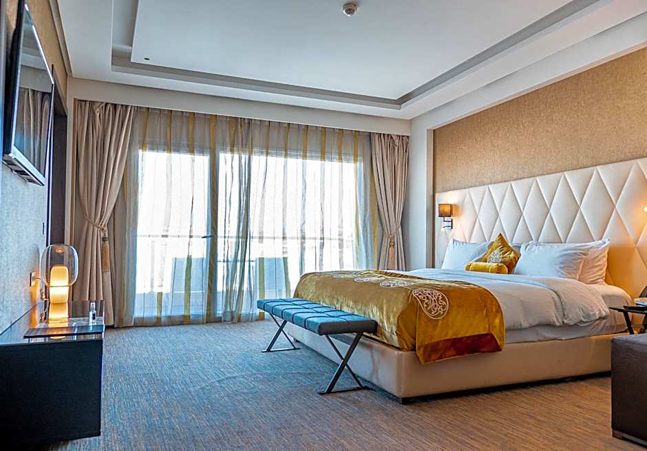 Royal Tulip City Center