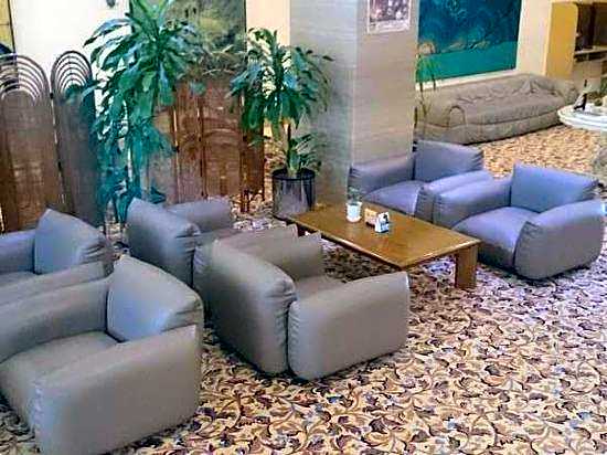 Sanda Summit Hotel