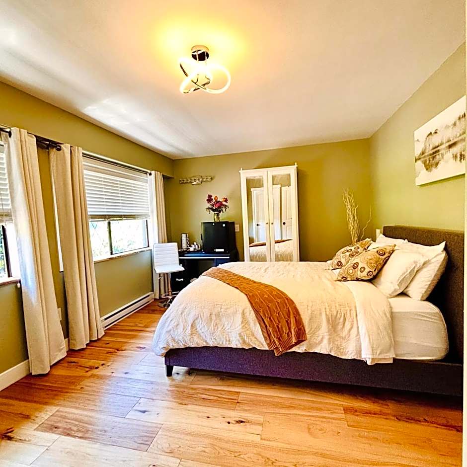 Oceanside Manor - Golf Course View