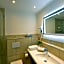 Best Western Plus Delta Park Hotel