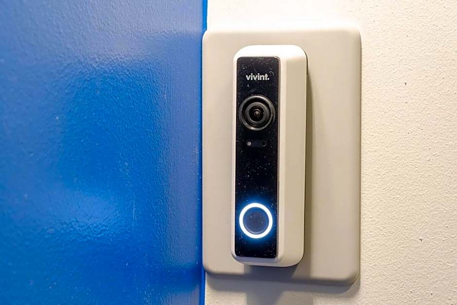 Paid Garage Parking- King Bed-balcony Wd 55" Tv