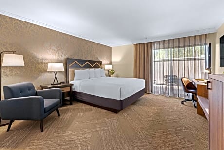 Best Western Plus Inn at the Vines