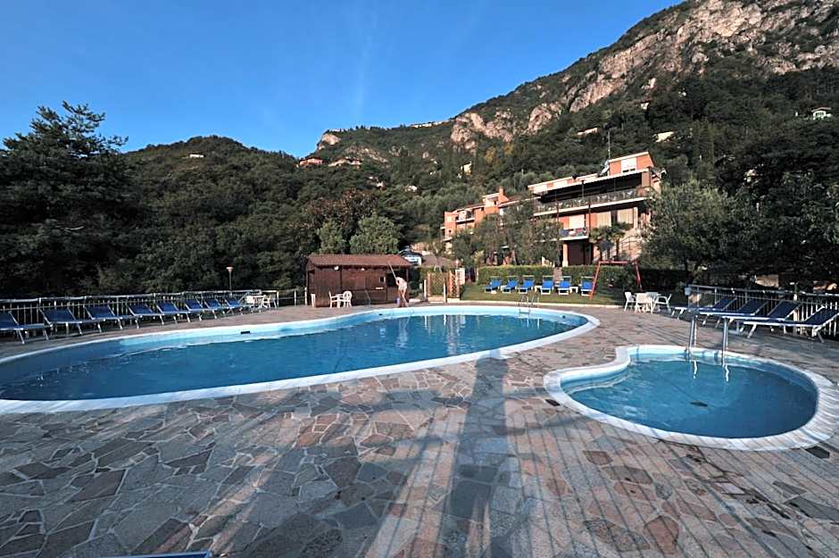 Residence Hotel Maxi